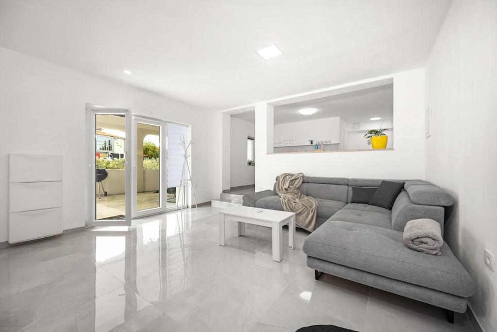 Apartment Olive Garden Near Pula 3 Km From Center And Only 4 Km From The Beach For 4 Persons Zewnętrze zdjęcie