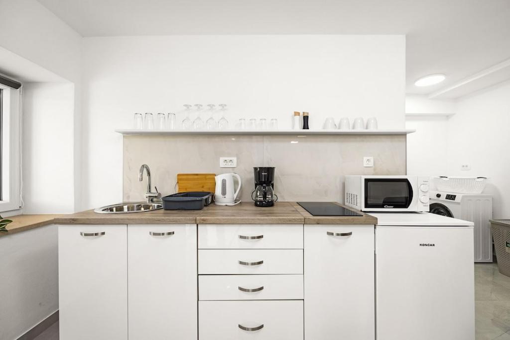 Apartment Olive Garden Near Pula 3 Km From Center And Only 4 Km From The Beach For 4 Persons Zewnętrze zdjęcie